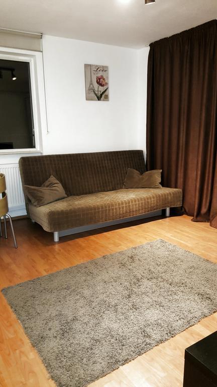 Patria Studio Bucharest Luaran gambar